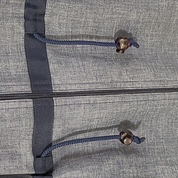 Sunveil Chambray blue long sleeve zip front cinch waist removable hood jacket - Picture 8 of 9